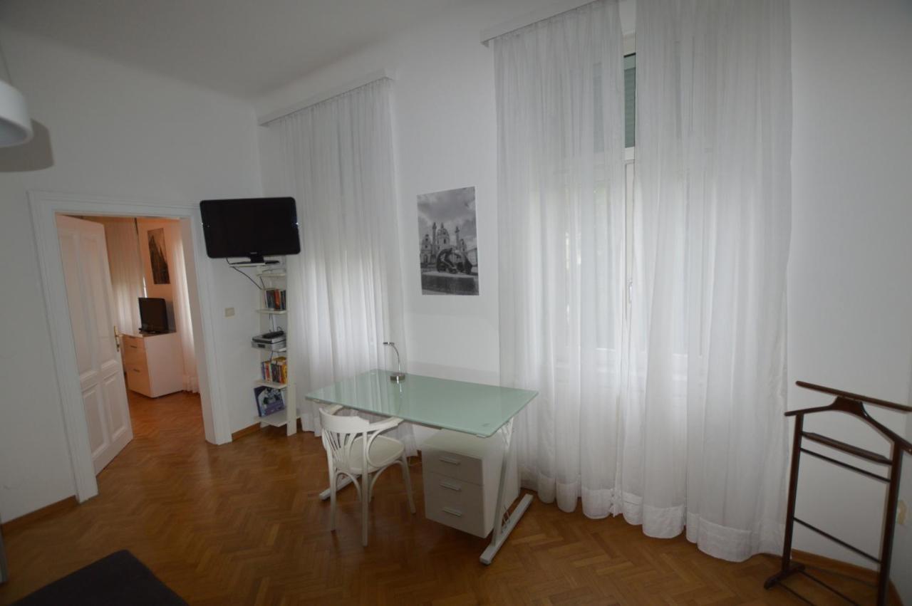 Apartment Penzing Vienna Esterno foto