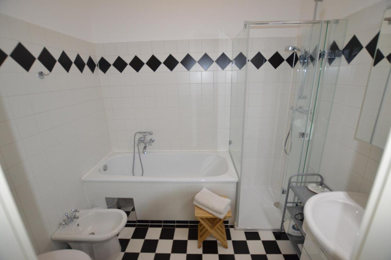 Apartment Penzing Vienna Esterno foto