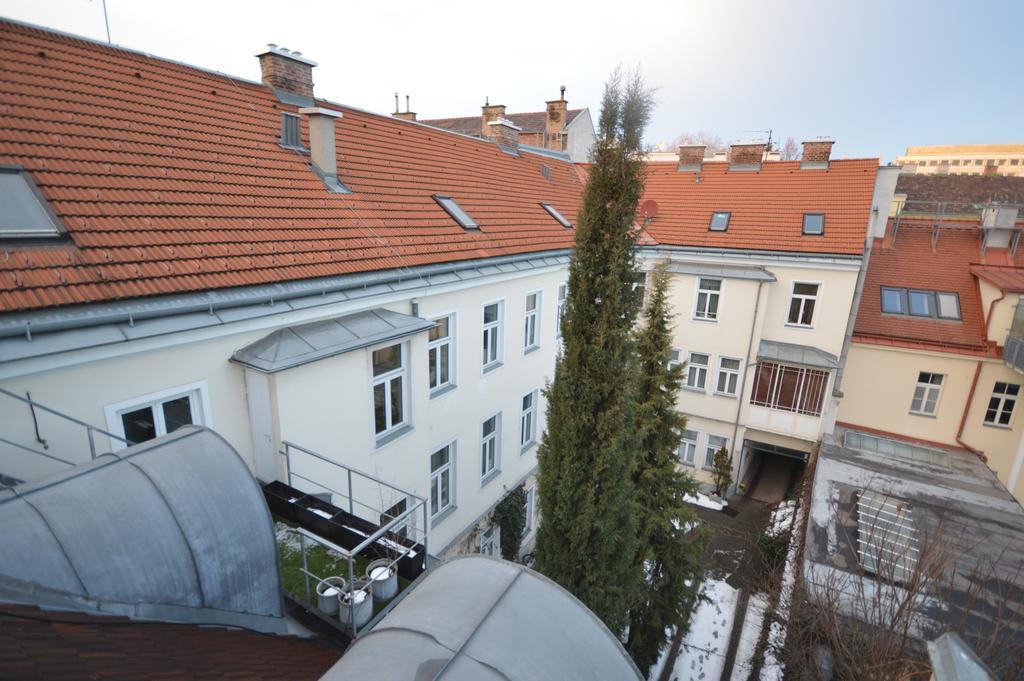 Apartment Penzing Vienna Esterno foto